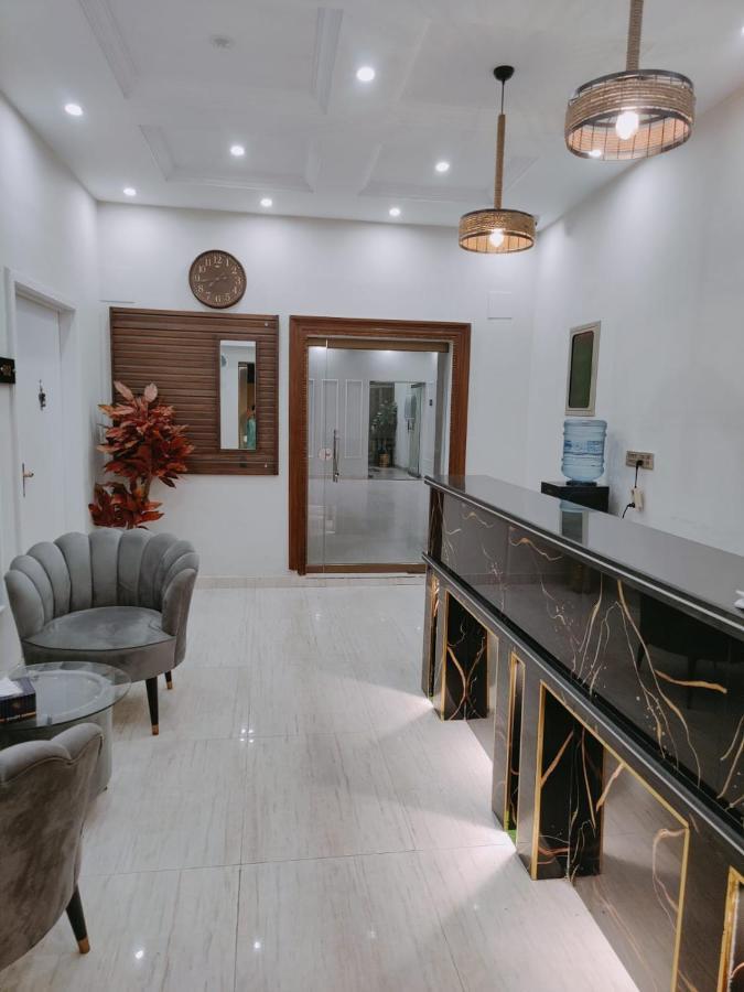 Hotel White Season Gulberg Lahore Exterior photo