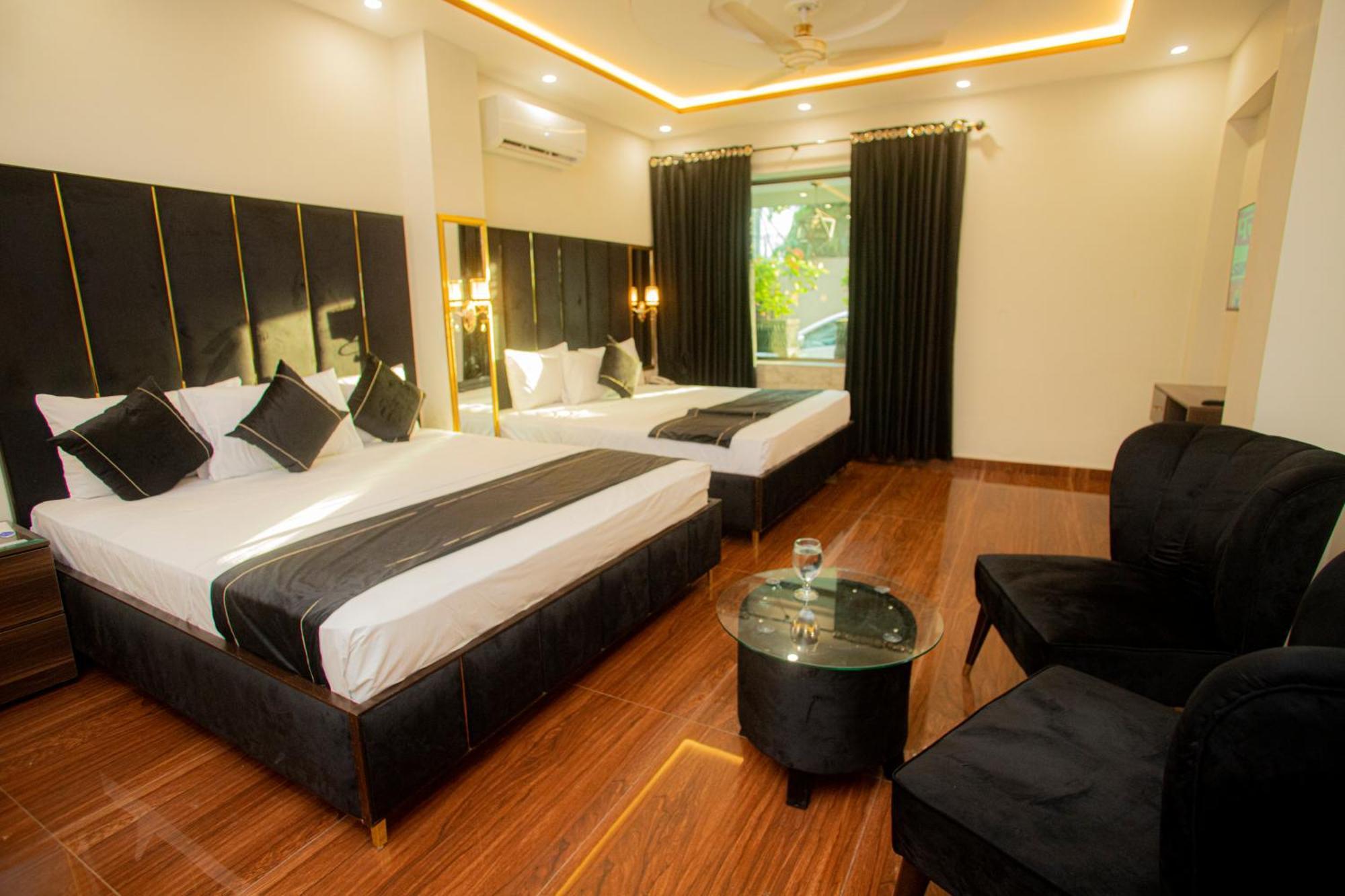 Hotel White Season Gulberg Lahore Exterior photo