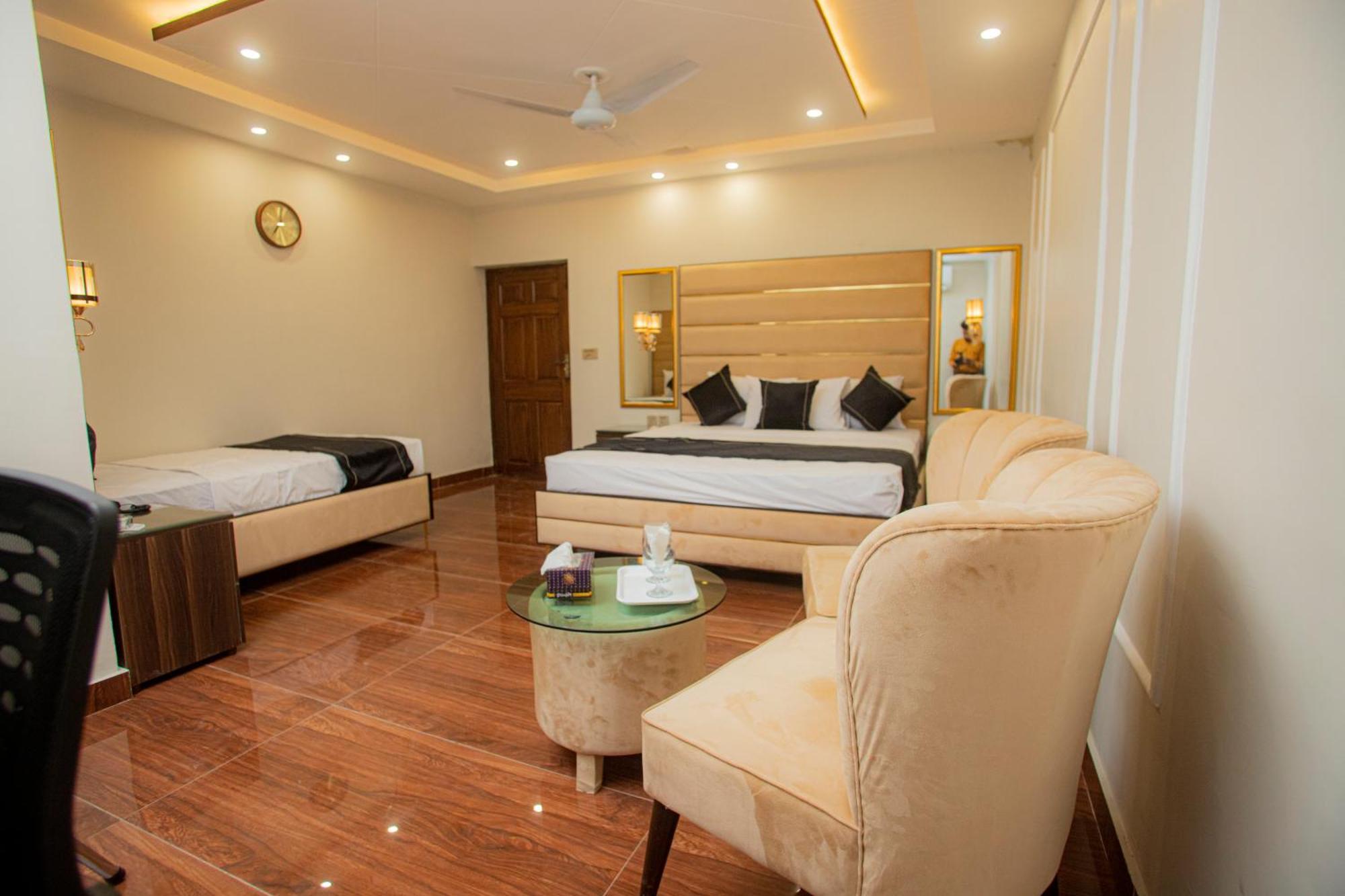 Hotel White Season Gulberg Lahore Exterior photo